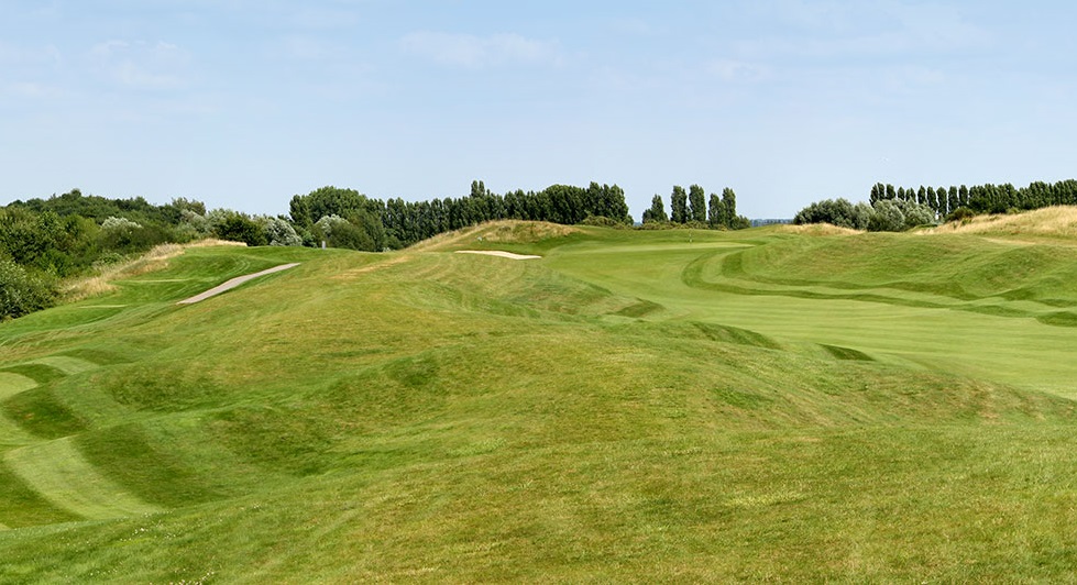 Enjoy 36 holes at Golf National Golf Club, close to Paris. Ryder Cup and Olympic venue.