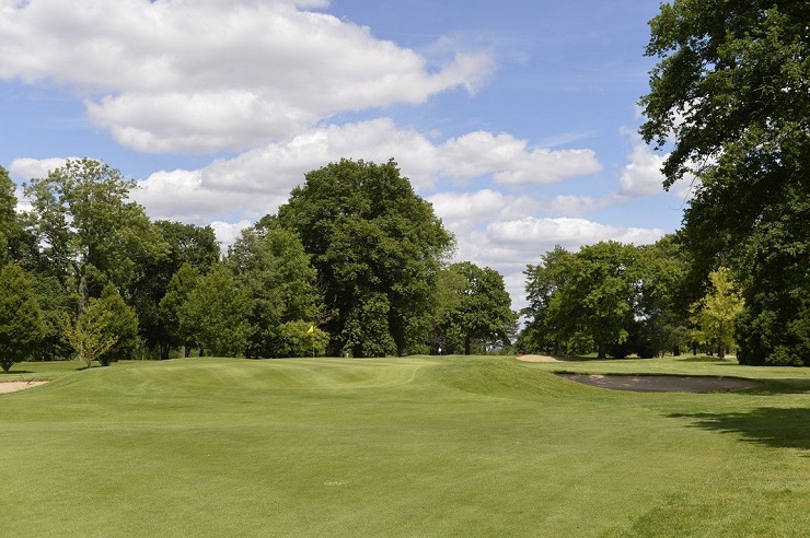 Towards the green at Saint Cloud Golf Club, Versailles, France