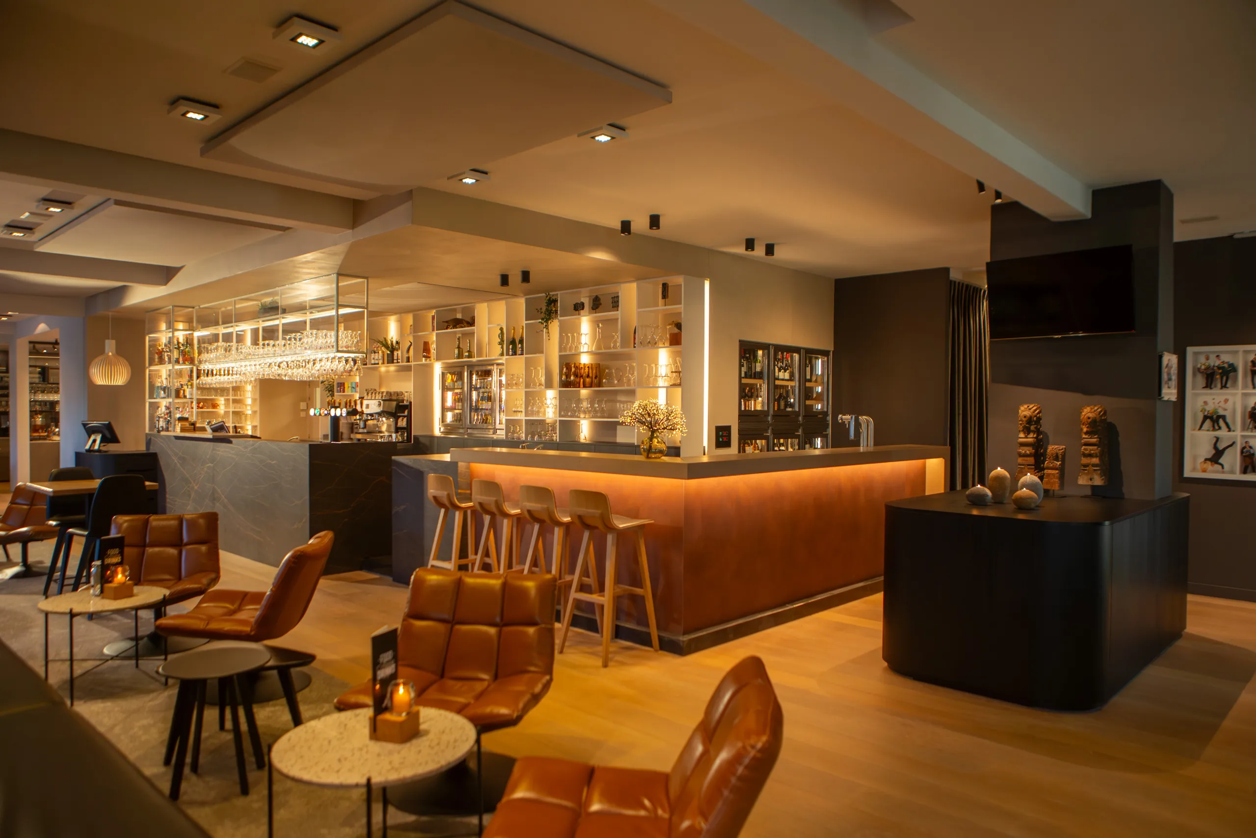 The bar at Hotel Ariane Ypres, Belgium. Golf Planet Holidays