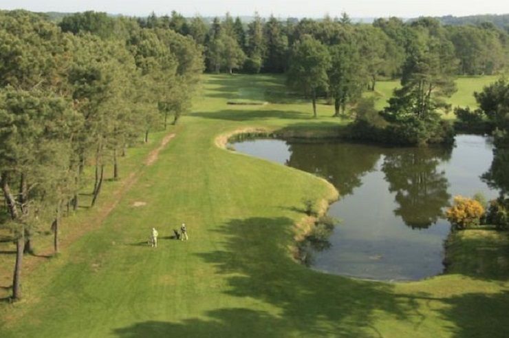 Watch out for the water at Saint Laurent Golf course, Brittany, France