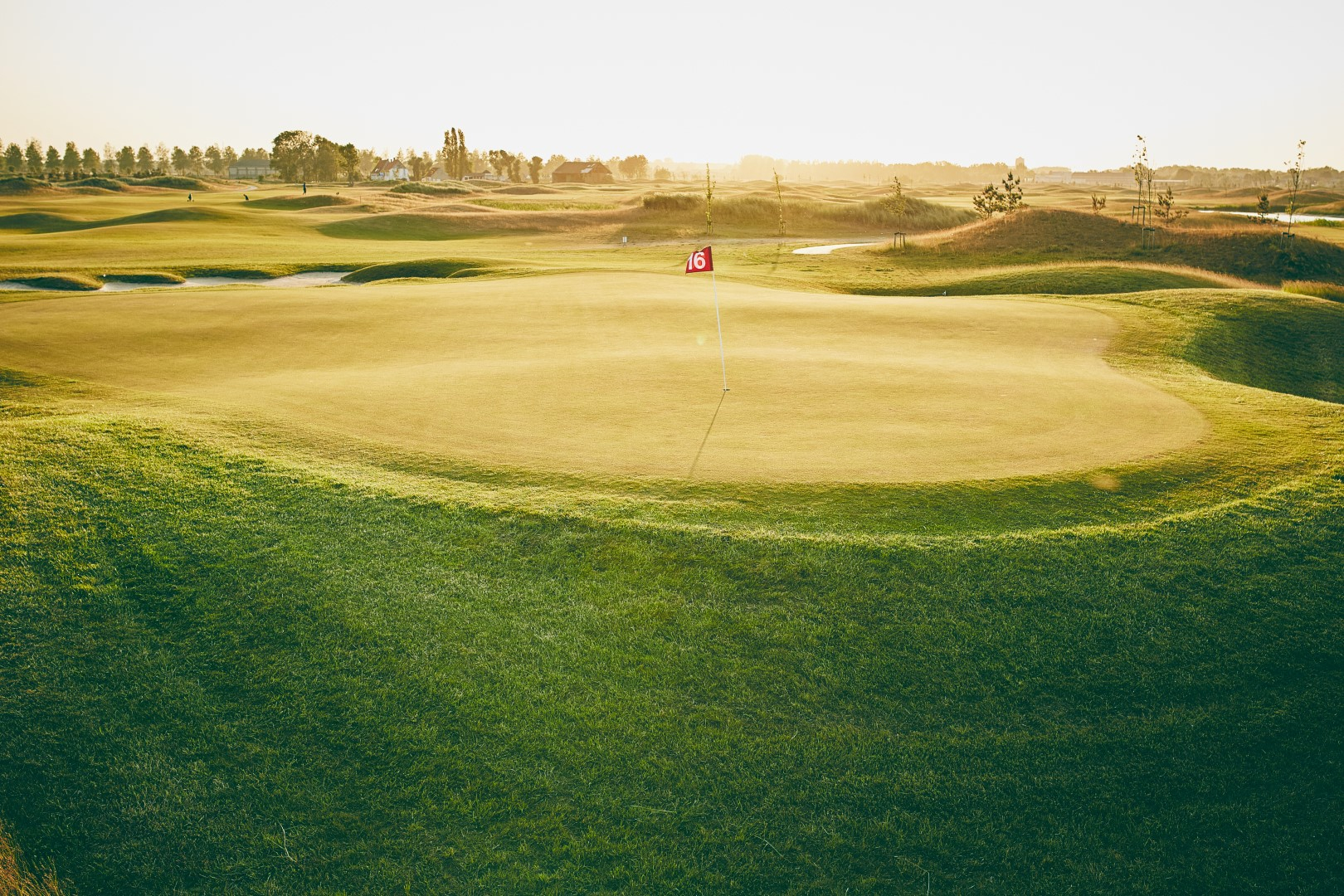 The 16th green at Koksidje Golf Club, Bruges, Belgium