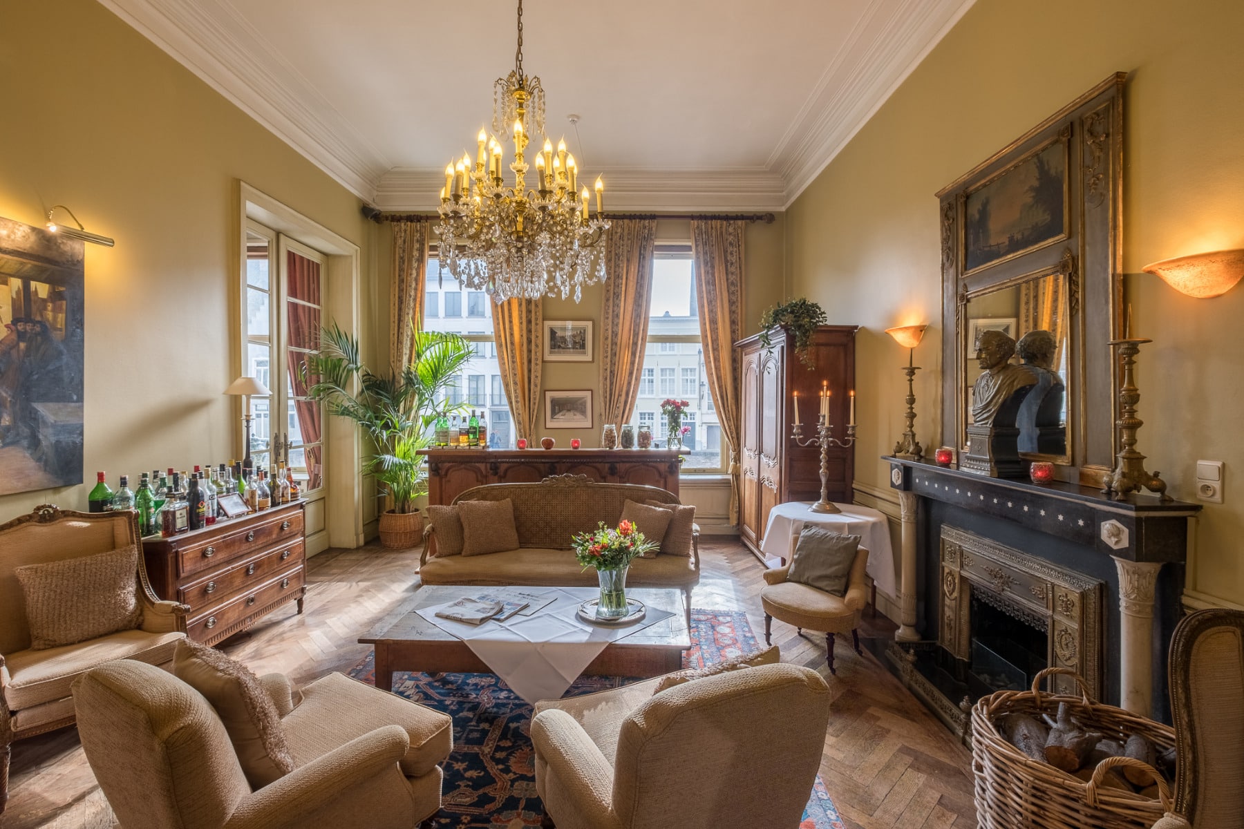 The lounge bar at Martin's Relais Hotel, Bruges, Belgium