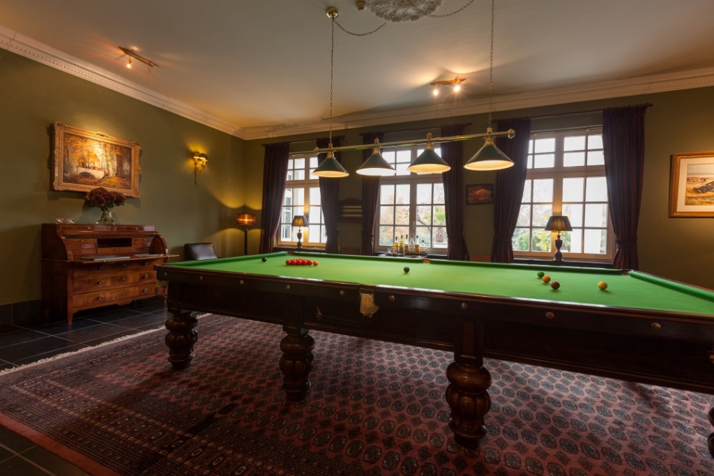 Oostburg golf clubhouse snooker table, Holland