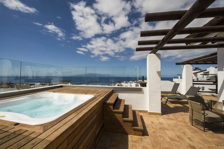 Hot tubs available at Las Terrazas de ABAMA, Tenerife