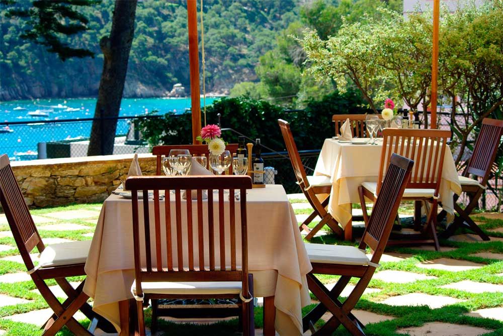 Al fresco dining at Aigua Blava Hotel, Costa Brava, Spain