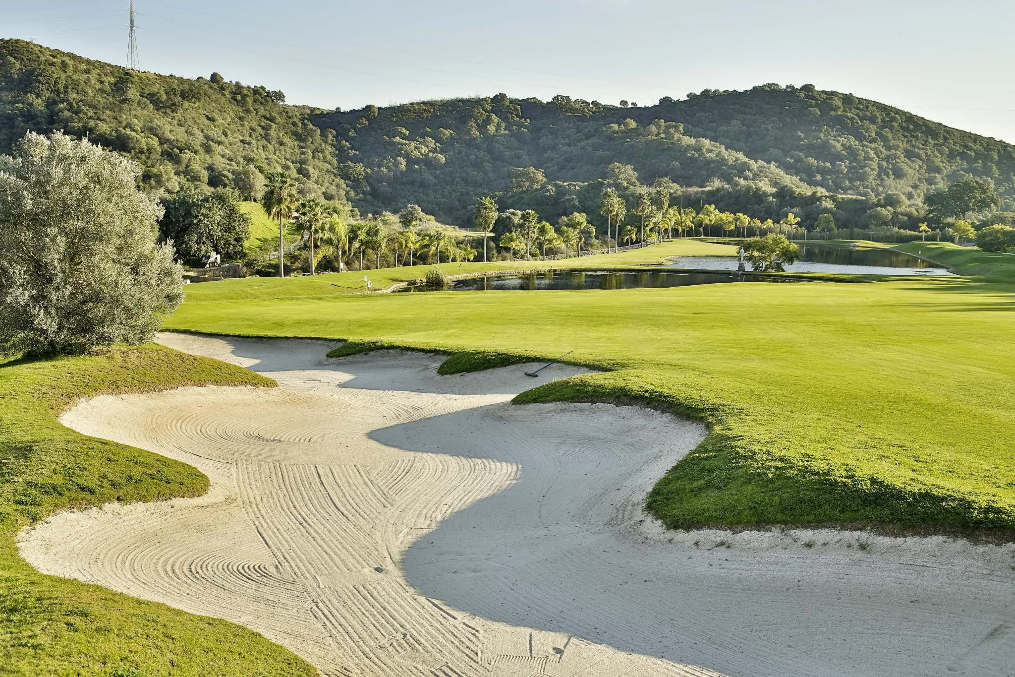 Flamingos Golf Course at Anantara Villa Padierna Palace Resort, Benahavis, Costa del Sol, Spain. Golf Planet Holidays