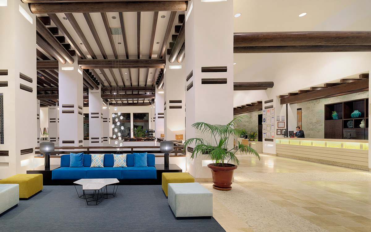 Reception at H!0 Estepona Palace Hotel, Costa del Sol, Spain. Golf Planet Holidays