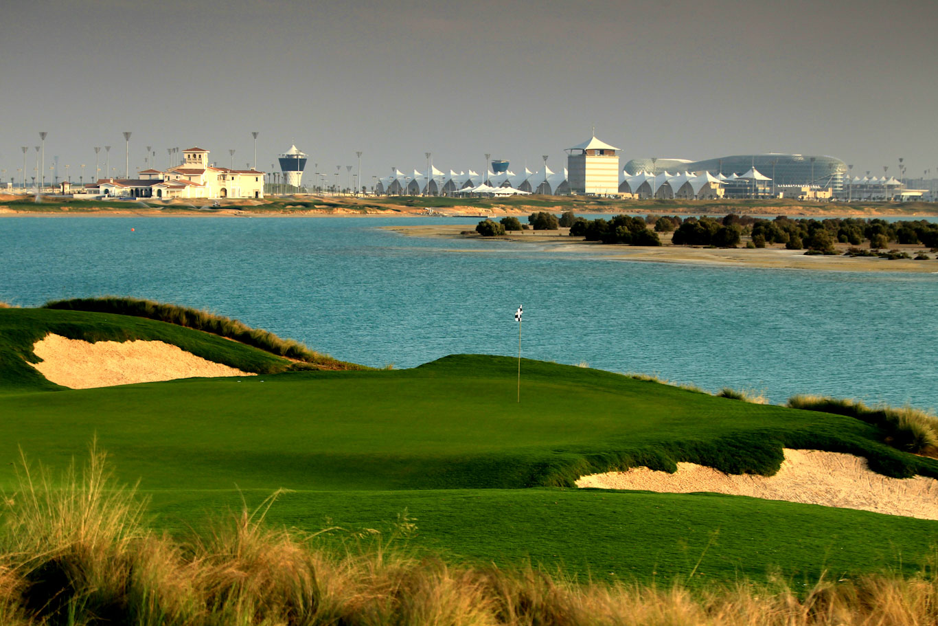 Yas Links, Abu Dhabi