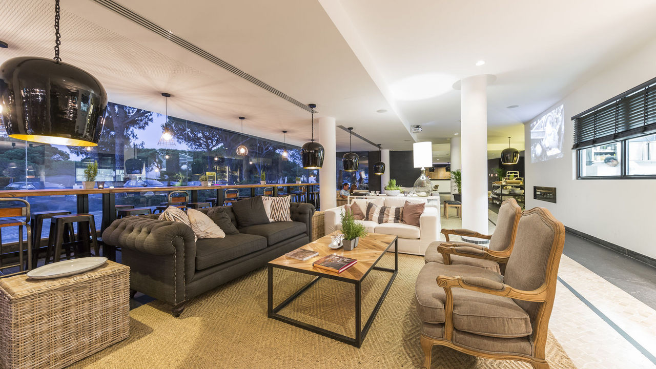 Comfortable sofas in the lounge at Praia Verde Boutique Hotel, Castro Marim, Algarve, Portugal