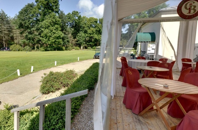 Outdoor dining at Champ de Bataille Golf Club, Normandy, France