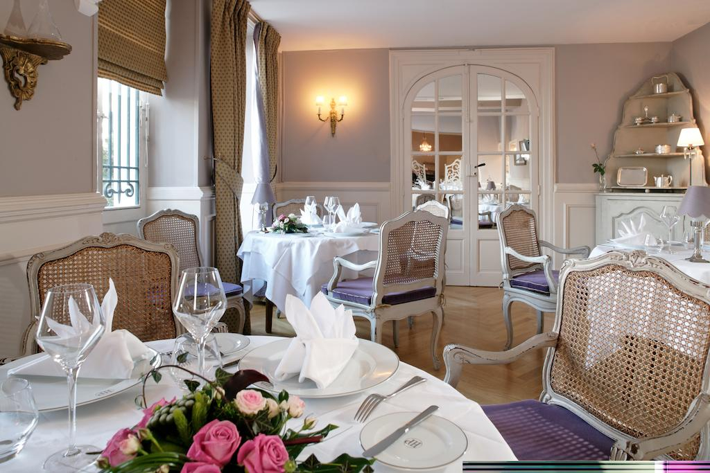 Dining at the Hotel de la Poste, Beaune, Burgundy, France