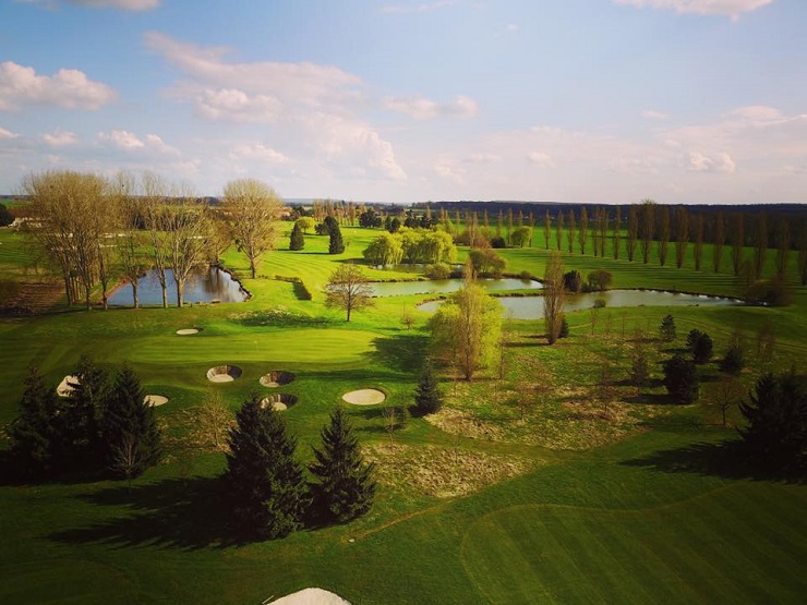 Enjoy the challenge at Les Vaucouleurs Golf Club, Normandy, France