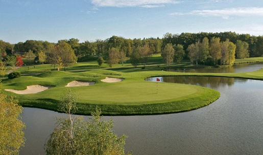 Tricky green at Orleans-Limere Golf Club, Loire, France