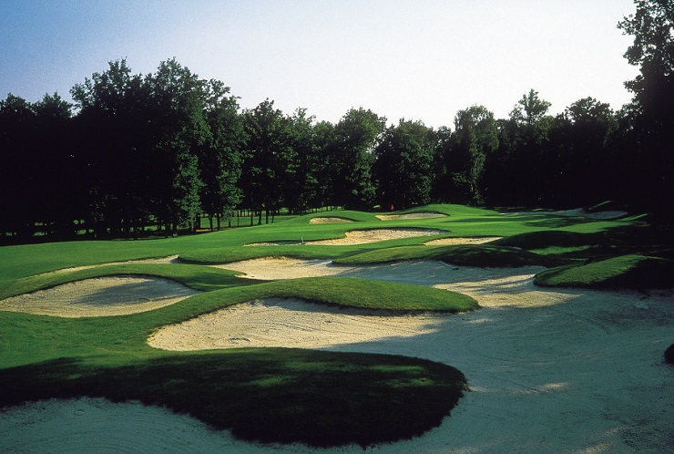 Bunker play at Orleans-Limere Golf Club, Loire, France