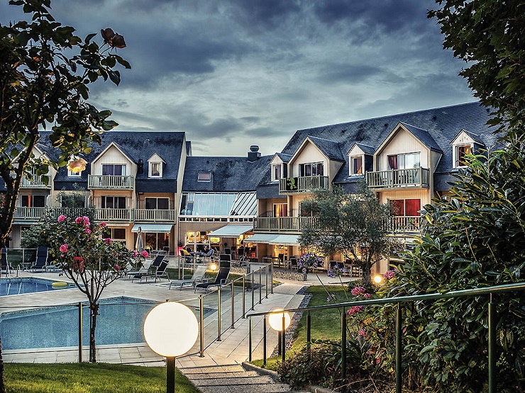 The pool area at the Mercure Omaha Beach, Port en Bessin, Normandy, France