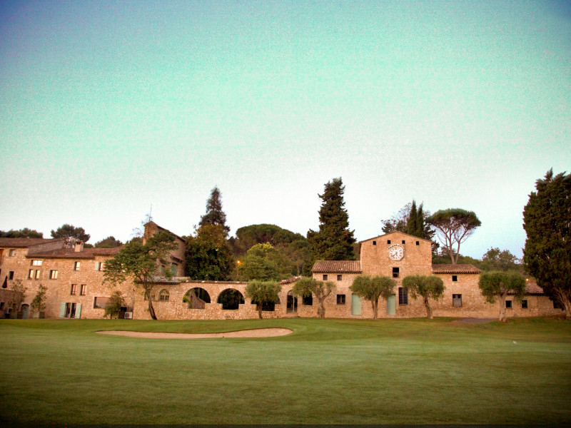 Excellent golf at Cannes Mougins Golf Club. South of France. Golf Planet Holidays.