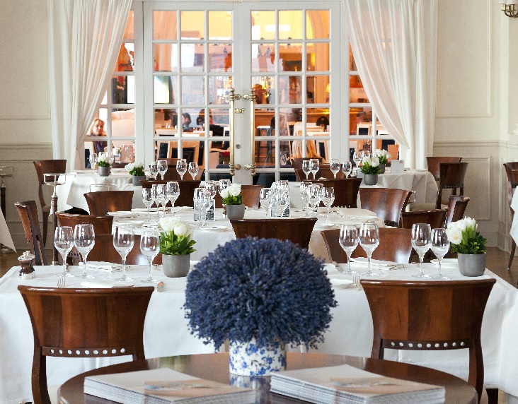 Dining at InterContinental Carlton Hotel, Cannes, South of France. Golf Planet Holidays.