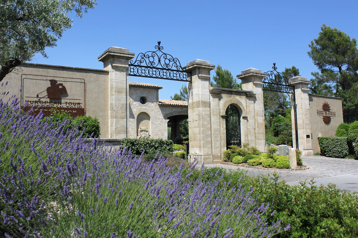 Welcome to Terre Blanche, South of France