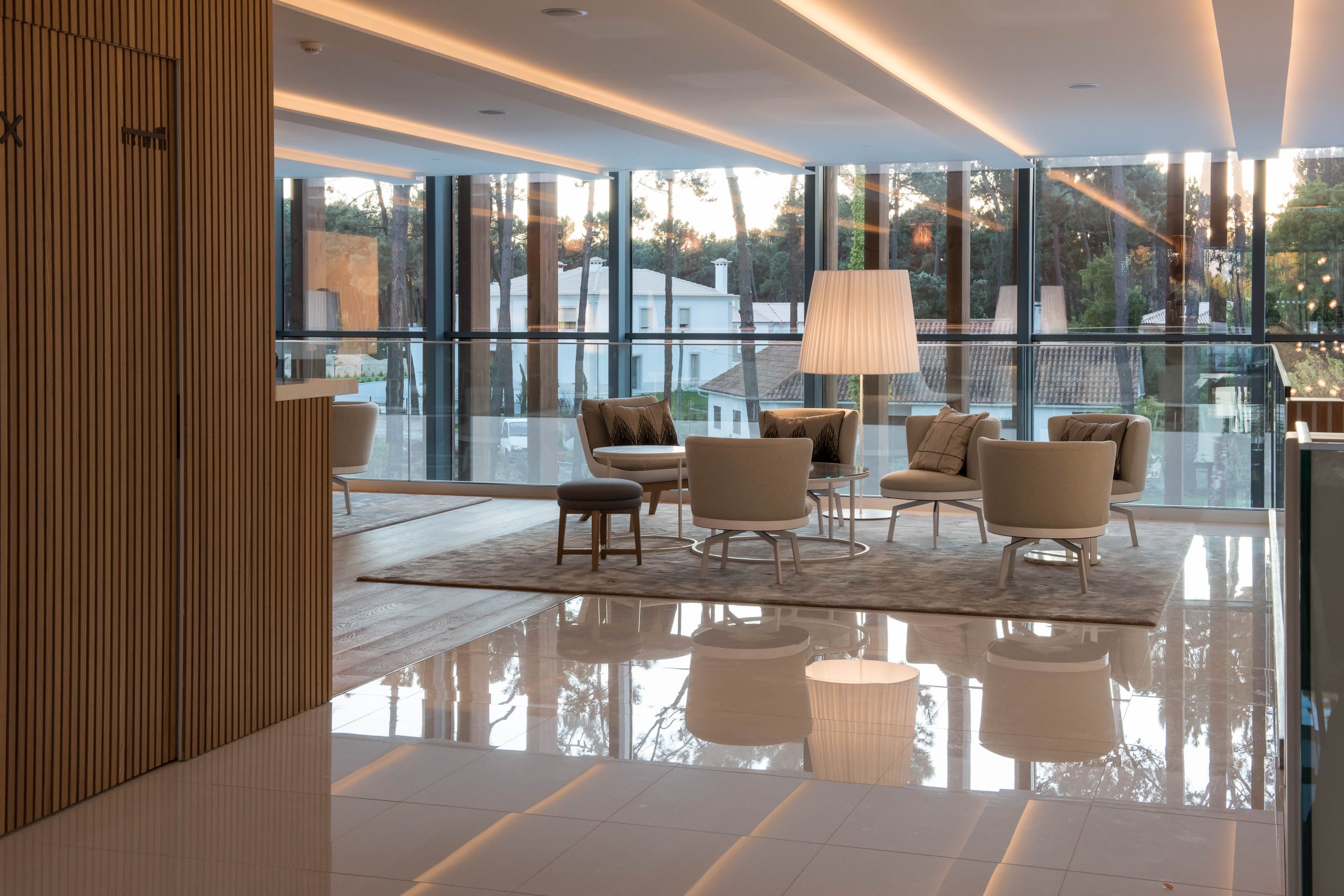 The bar area at the Aroeira Hotel, Lisbon, Portugal. Golf Planet Holidays