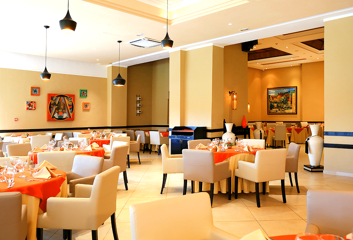 Dining at Kenzi Menara Palace, Marrakech, Morocco. Golf Planet Holidays