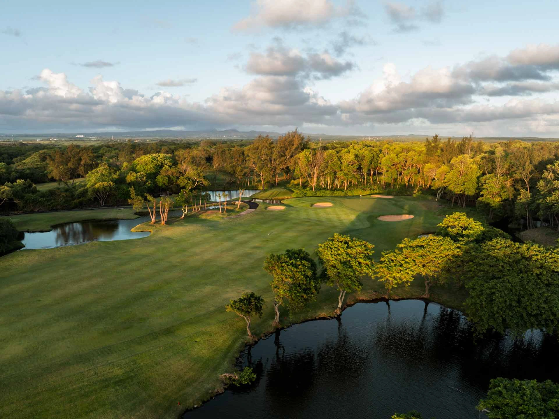 The Legends course at Belle Mare Plage, Mauritius. Golf Planet Holidays.