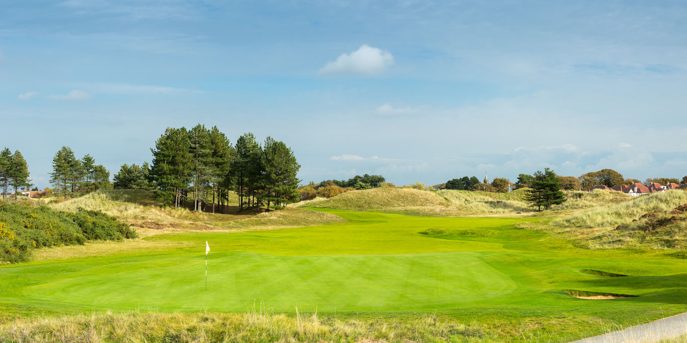 A sheltered green at Southport and Ainsdale Golf Club, England