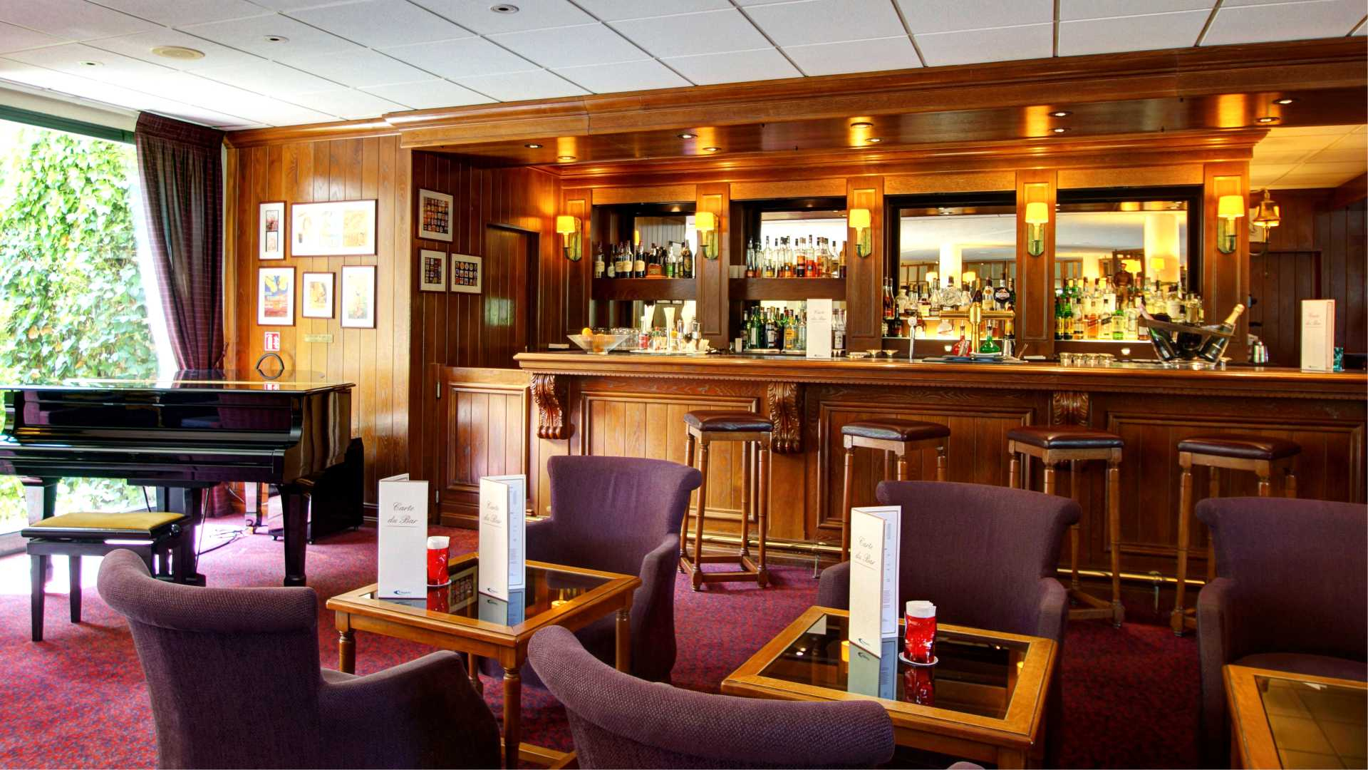 The traditional bar at Hotel du Parc, Hardelot, France