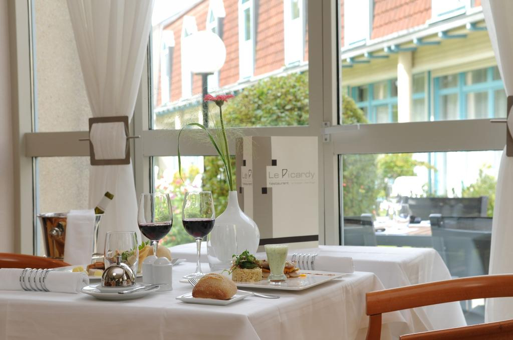 Fine dining at the Holiday Inn, Le Touquet, Northern France