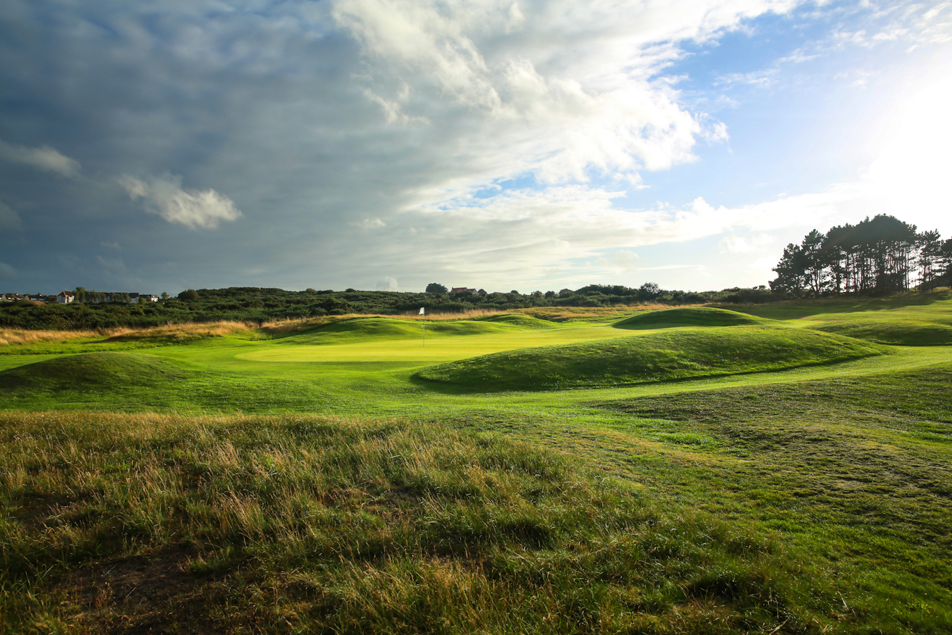The second hole at Wimereux Golf Course, Northern France. Golf Planet Holidays.