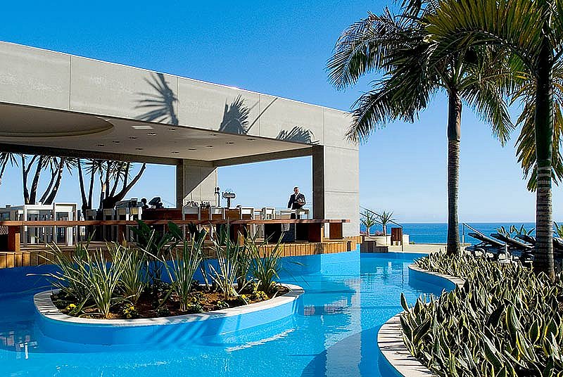 The outdoor pool and bar at Pestana Casino Park Madeira