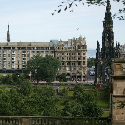 Mercure Edinburgh Princes Street Hotel, Scotland. Golf Planet Holidays