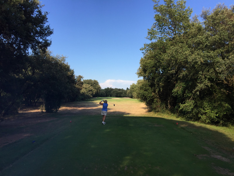 On the tee at Nimes Campagne Golf Club south of France. Golf Planet Holidays