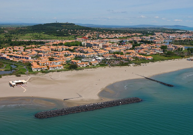 On the Med at Palmyra Golf Hotel, Cap d'Agde, South of France. Golf Planet Holidays.