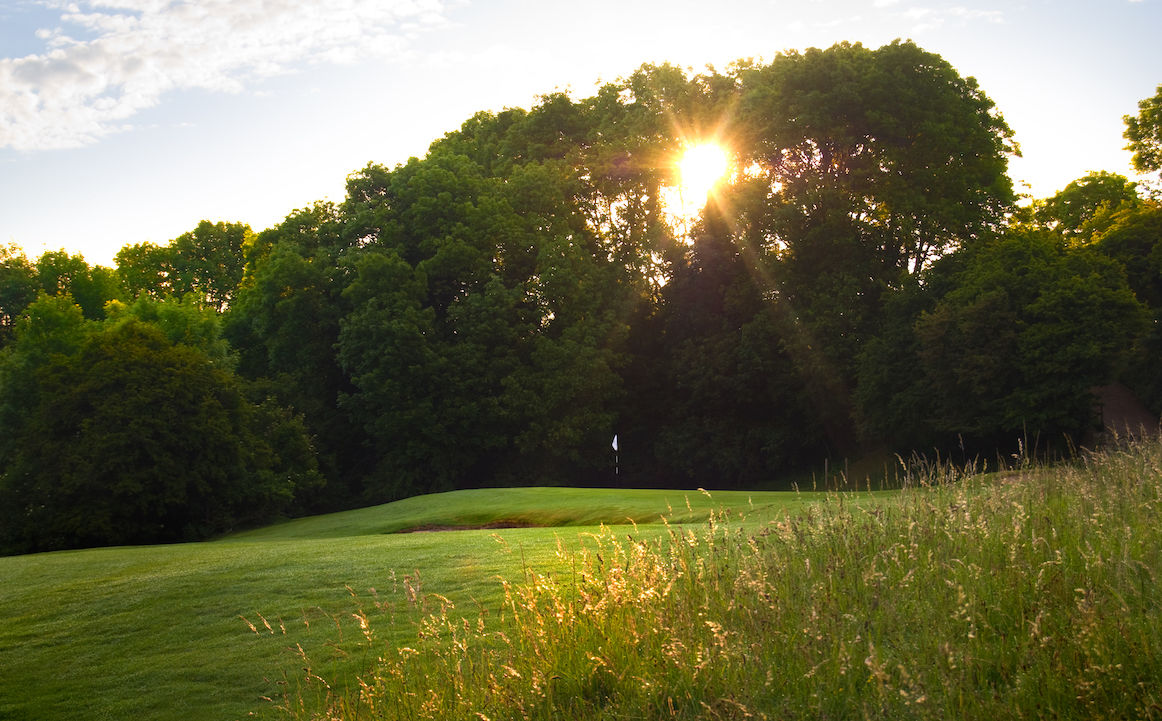 Penalising rough on the Broadway Golf course, Cotswolds, England