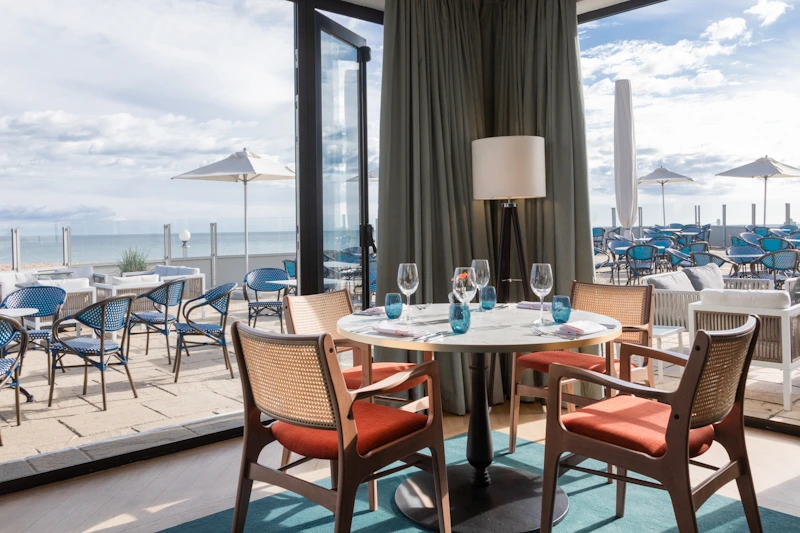 Cooden Beach restaurant at the lovely hotel, Bexhill-on-Sea, England. Golf Planet Holidays