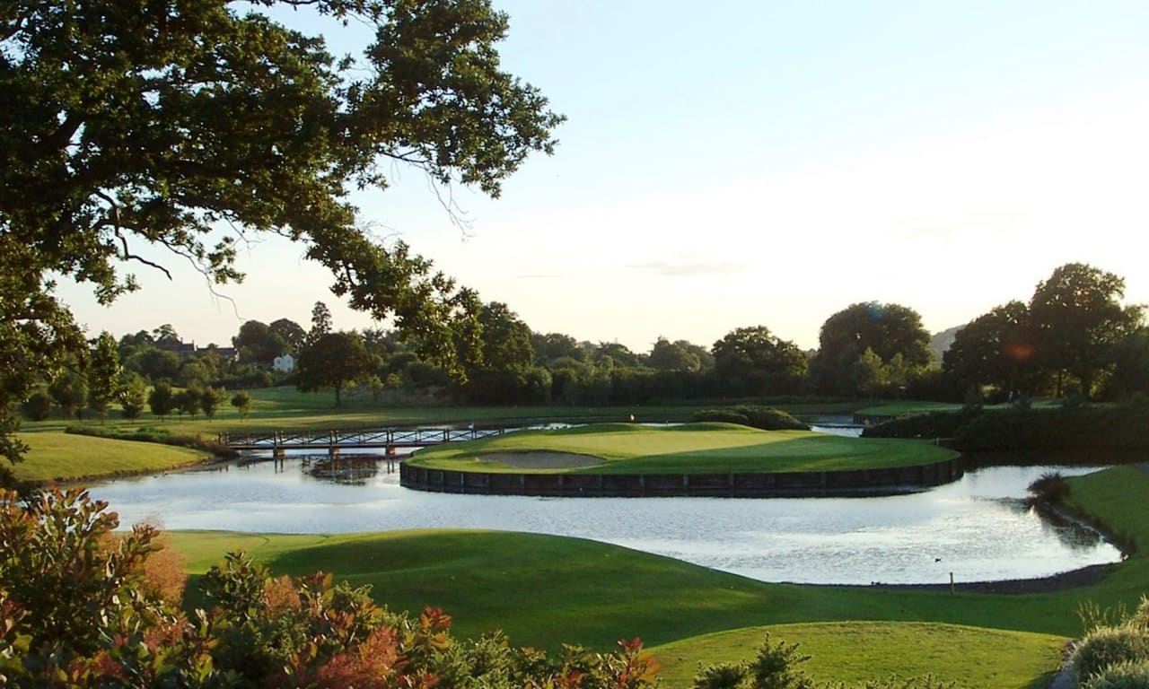 The fifth hole at The Kendleshire Golf Club, Bristol, England