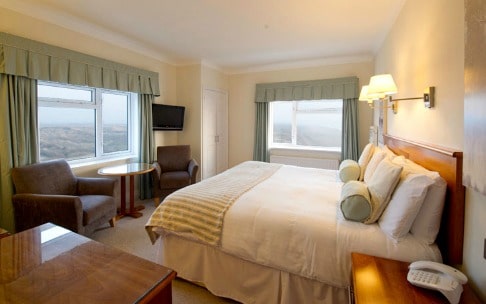 A bedroom at The Saunton Sands Hotel, Devon, England. Golf Planet Holidays