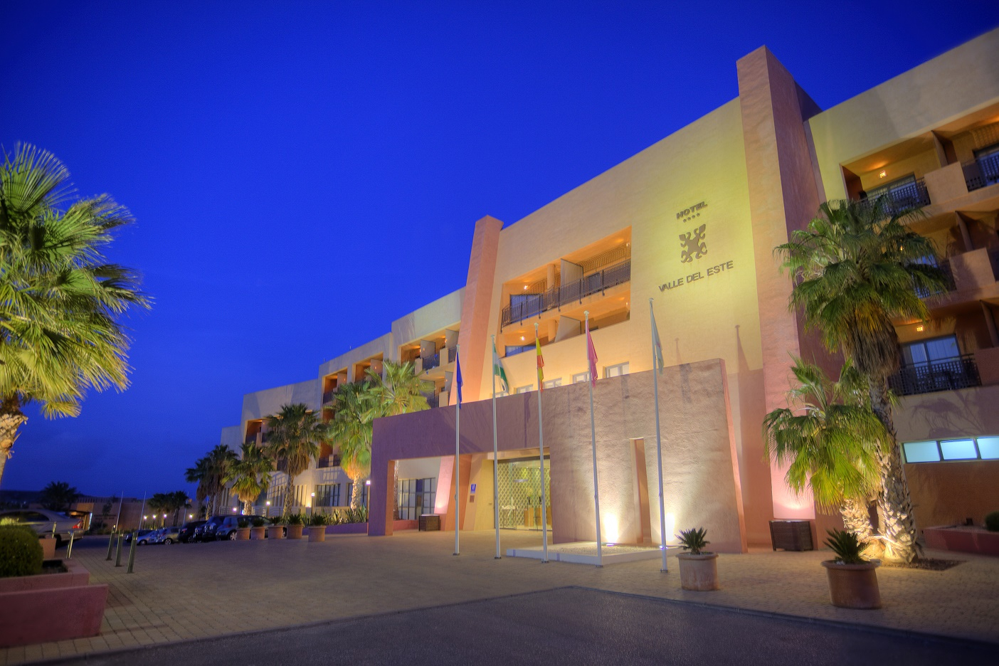 The nighttime view of Hotel Valle del Este, Murcia, Spain