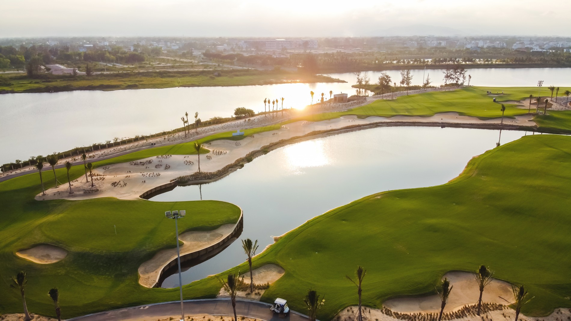 Vietnam: Da Nang Golf Coast