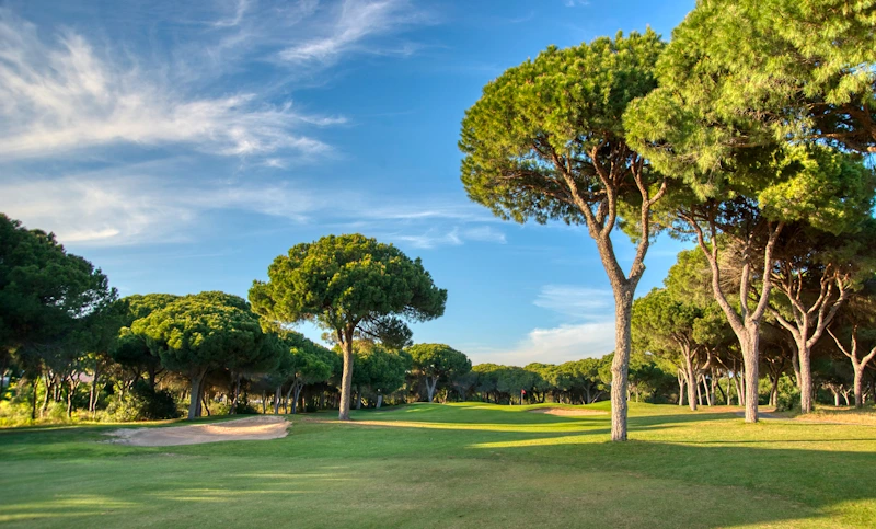 The fourth hole at Millennium Golf Course, Vilamoura, Algarve, Portugal. Golf Planet Holidays