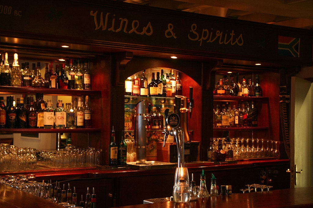 The bar at Erinvale Estate Hotel & Spa, Somerset West, Western Cape, South Africa. Golf Planet Holidays