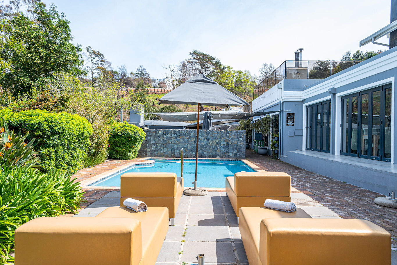 Enjoy the sun at Silver Forest, Somerset West, Western Cape, South Africa. Golf Planet Holidays